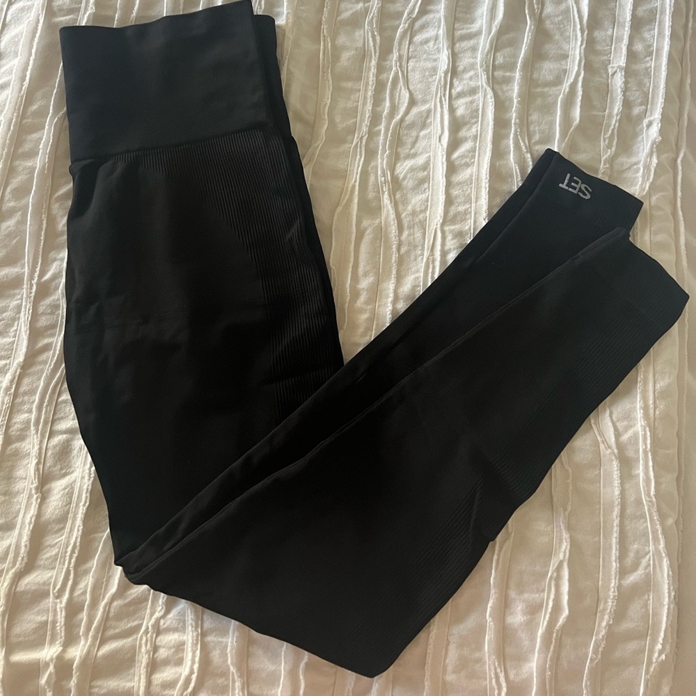 Set active black leggings